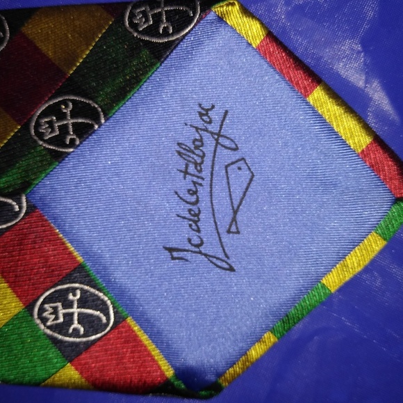 Silk Tie - Picture 6 of 8